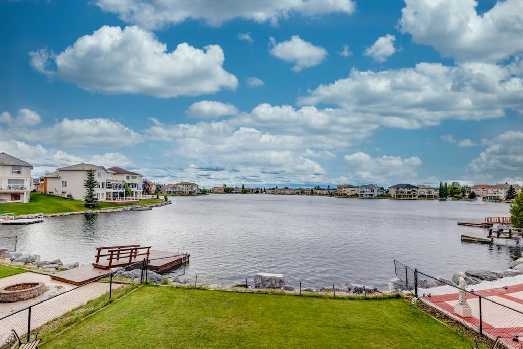 Coral Springs 社区人工湖与住宅环境